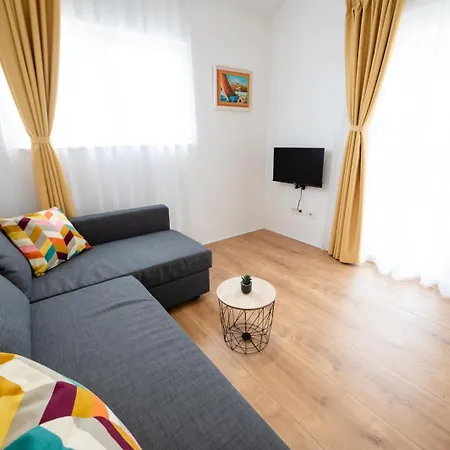 Apartments Piskulic Brodarica  Exterior photo
