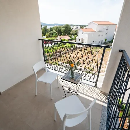 Apartments Piskulic Brodarica  Exterior photo